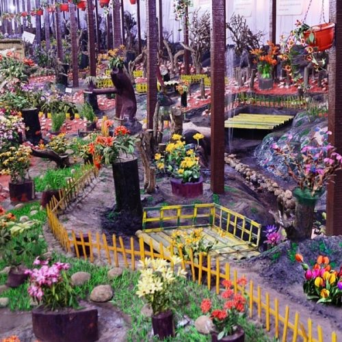 728877301Thread_Garden