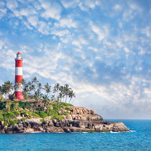 kovalam-lighthouse-beach-14926820512o